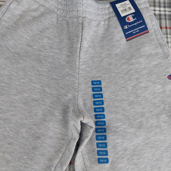 3/$30 Champion Girl's Soft Fleece Graphic Logo Jogger Gray - Picture 7 of 13